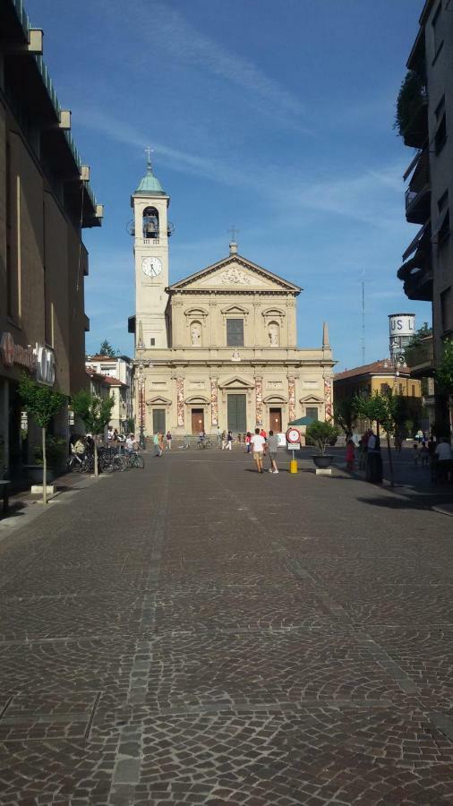 B&B Honey Rooms Saronno Exterior foto