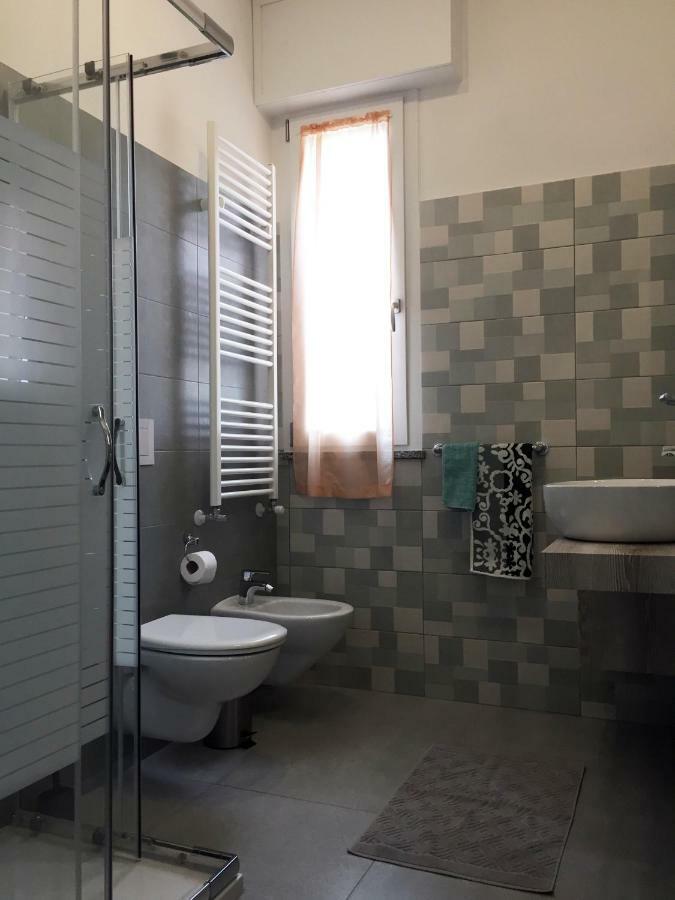 B&B Honey Rooms Saronno Exterior foto
